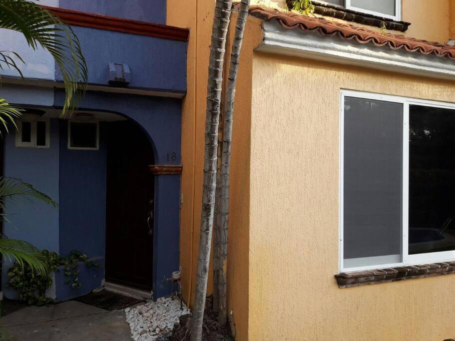 شقة كانكون  في Cozy Townhouse In Great Location المظهر الخارجي الصورة