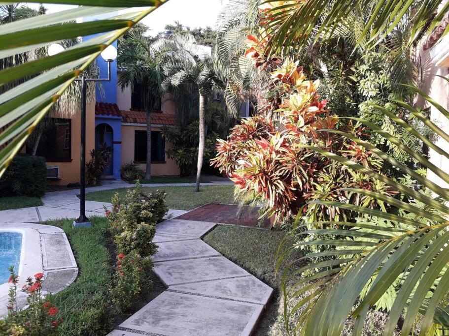 شقة كانكون  في Cozy Townhouse In Great Location المظهر الخارجي الصورة